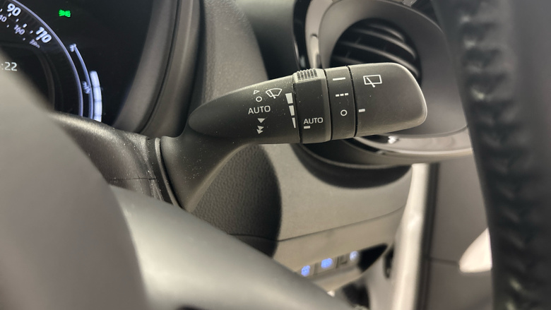 Toyota Aygo X 1.0 VVT-i Edge 5dr Auto Petrol Hatchback